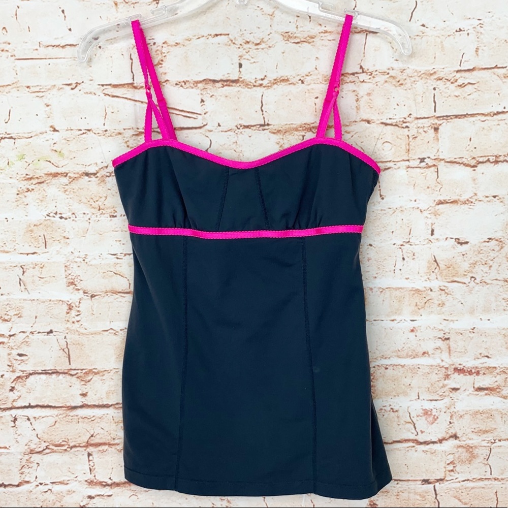 Lululemon Ariel Tank Top Sz 8 - Picture 2 of 5
